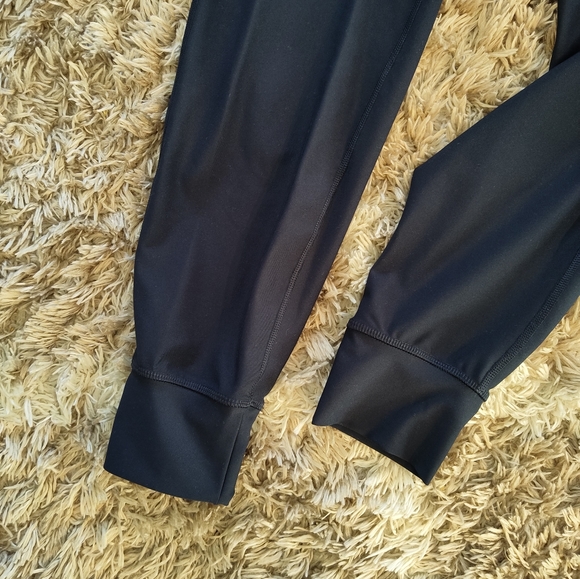 Old Navy High Waisted Power Soft Joggers - Picture 6 of 9